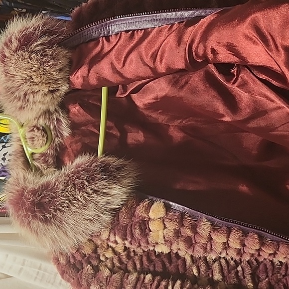 100% Genuine Mink Fur Jacket - Picture 4 of 5